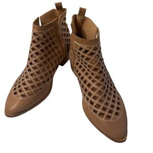 Cape Robbin Womens Tan Vegan Leather Booties Size 8 1/2